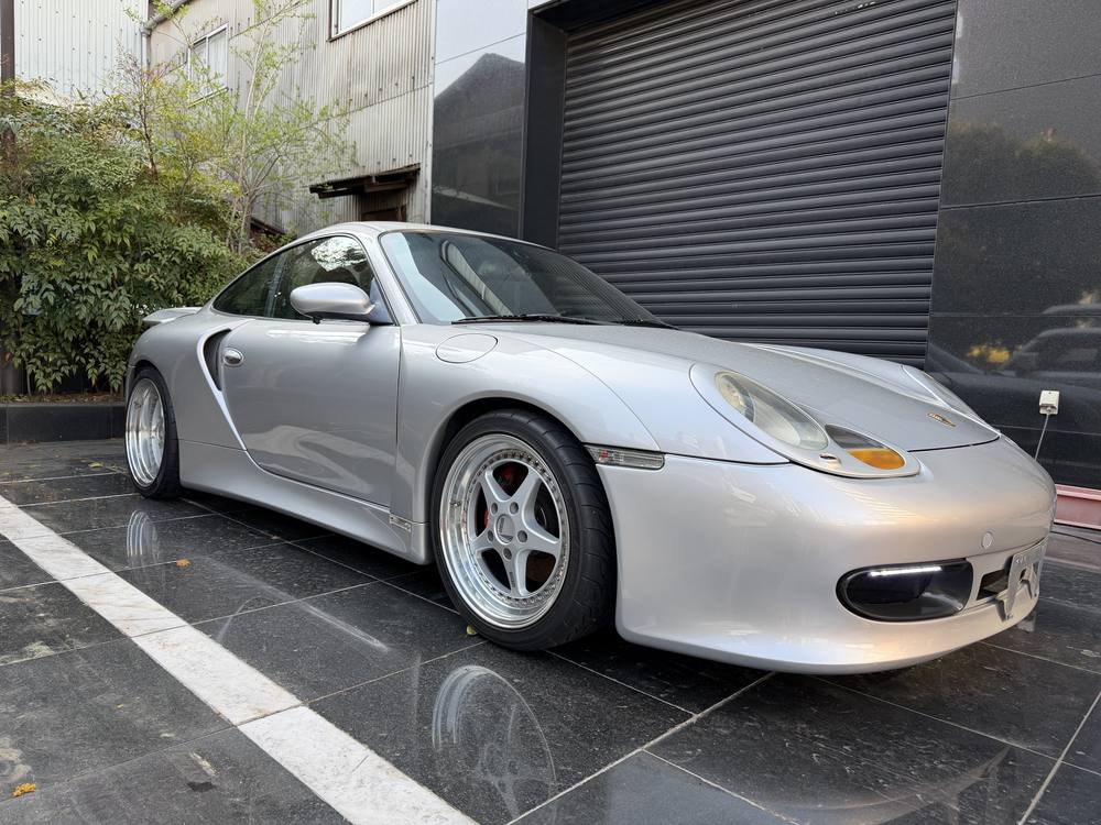 Porsche 911 (996)