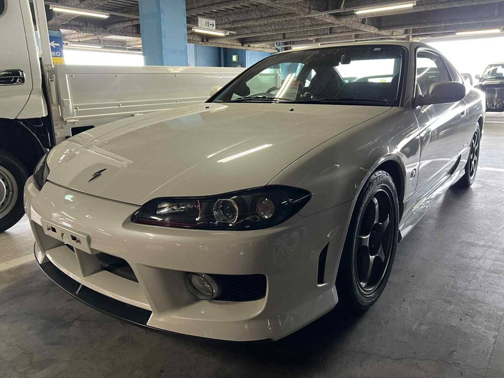 Nissan Silvia S15