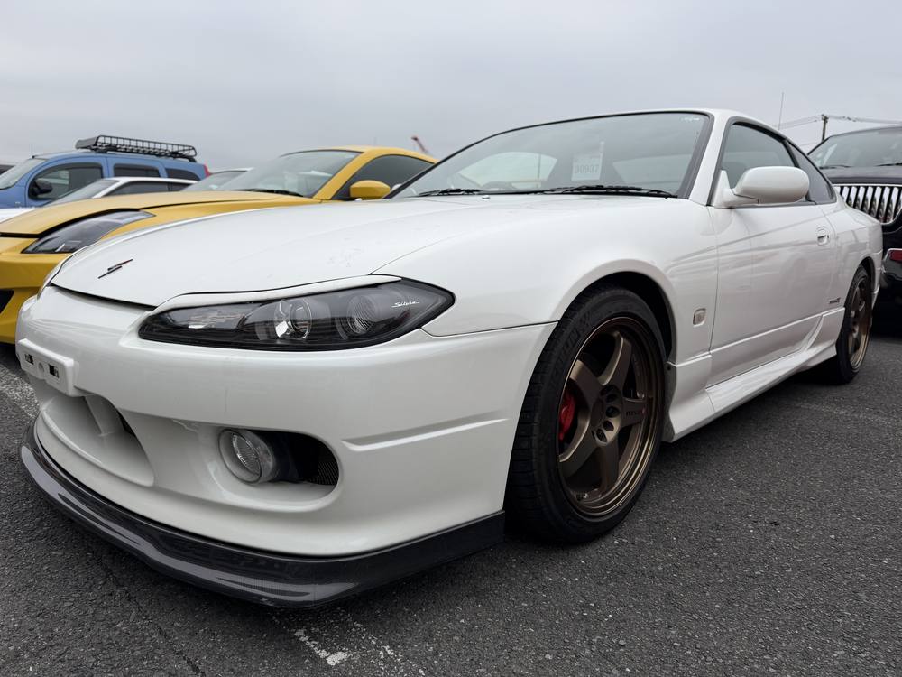 Nissan Silvia S15