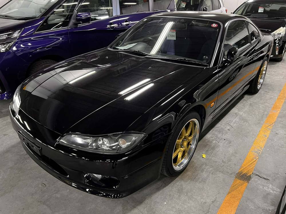 Nissan Silvia S15